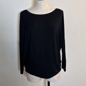 Relaxed Off The Shoulder Long Sleeve London Tee